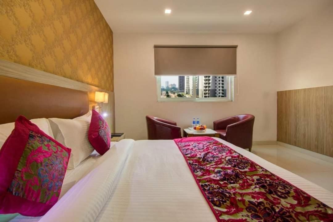 Hotel Salt And Rove Aiport